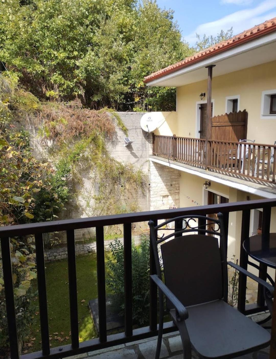 Rizoma Guesthouse Mikrón Khoríon Habitación foto