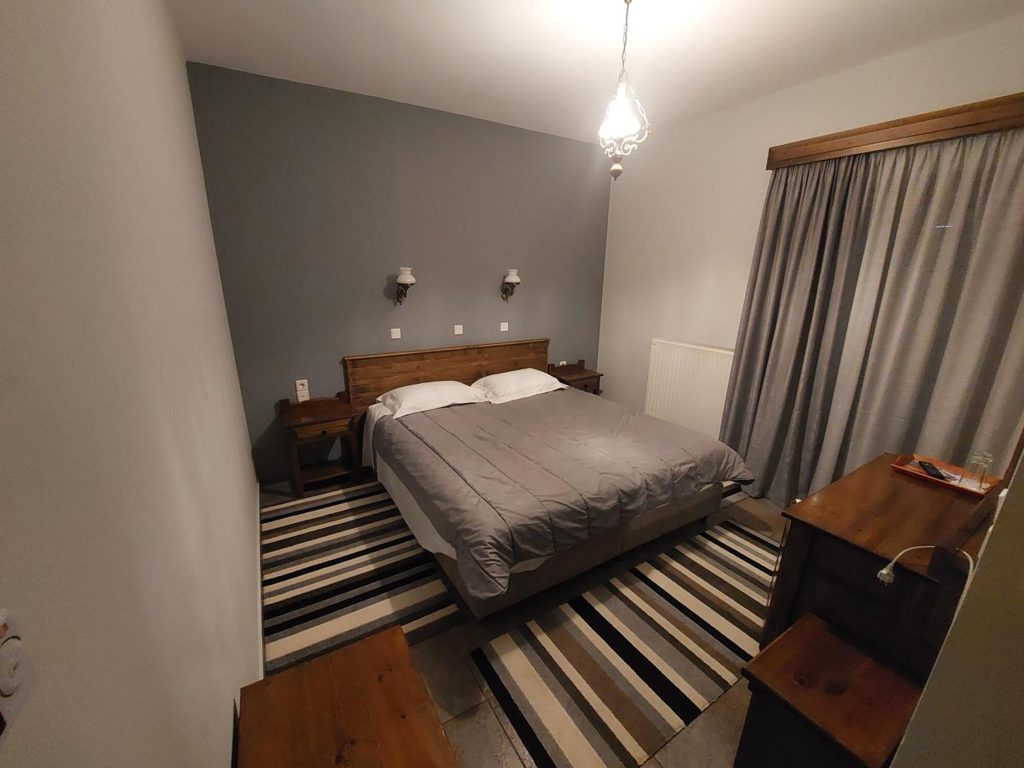 Rizoma Guesthouse Mikrón Khoríon Habitación foto